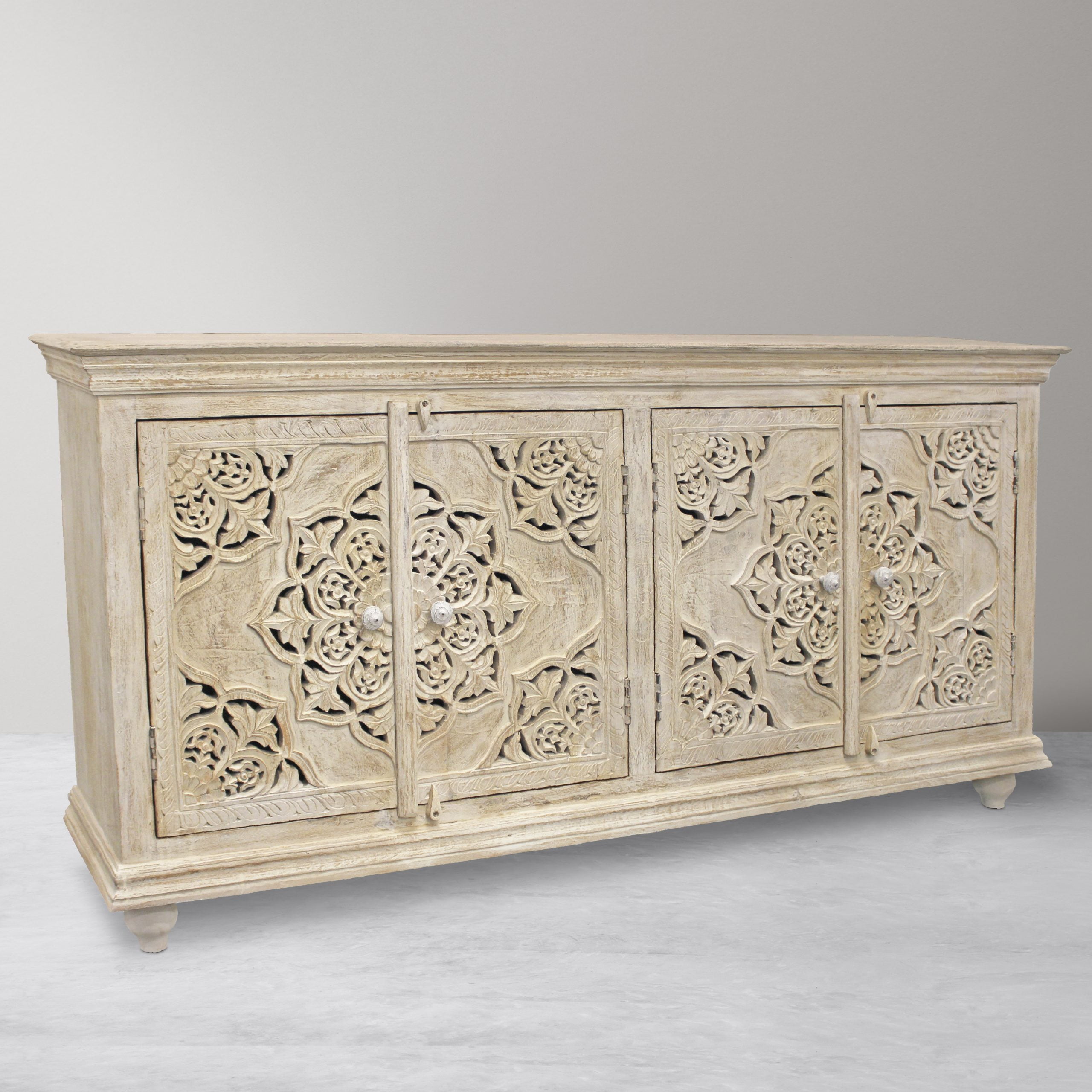 Forma 4-Door Sideboard - Distressed White