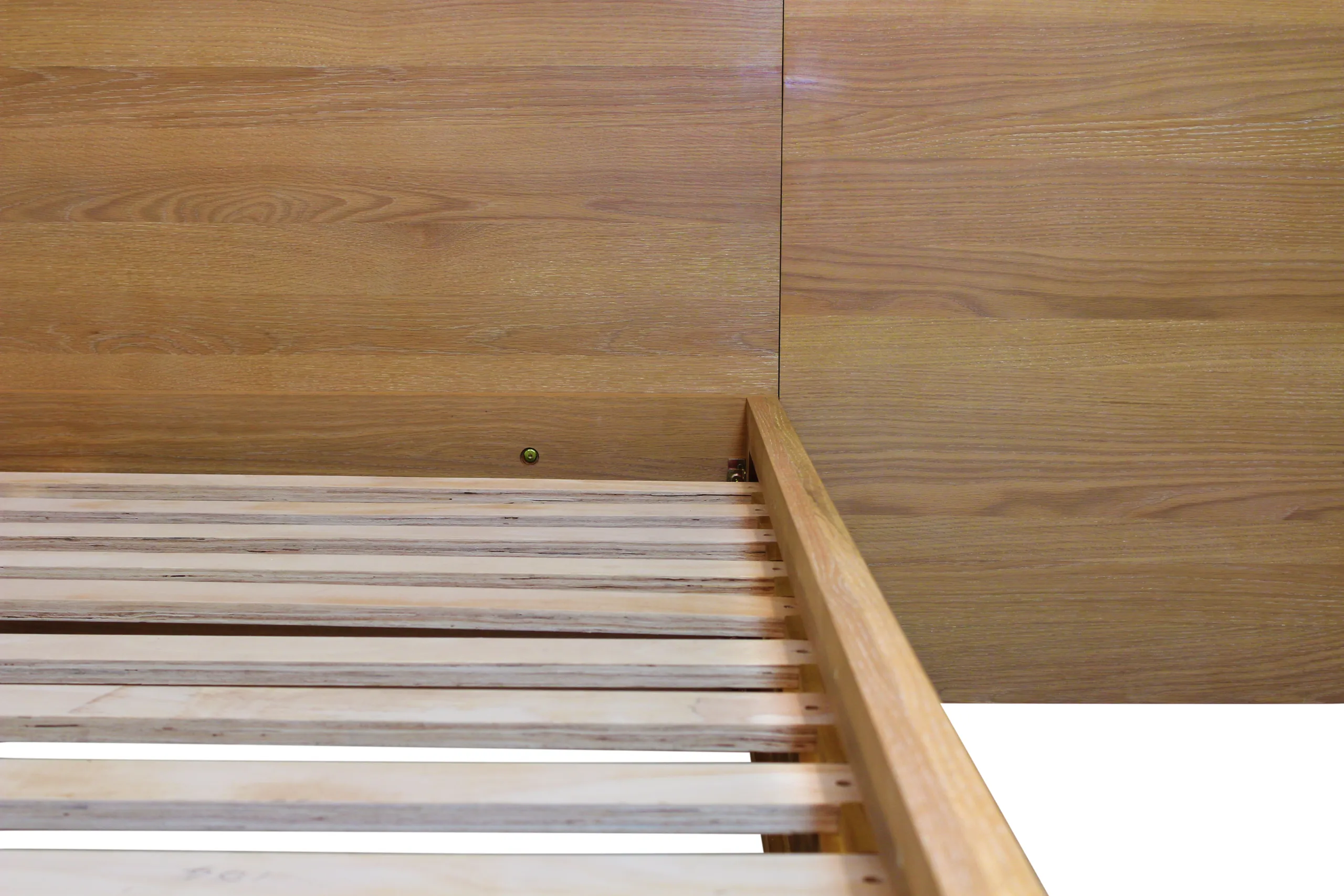 Riviera Oak Wood Queen Bed with Wings - Natural - Image 4