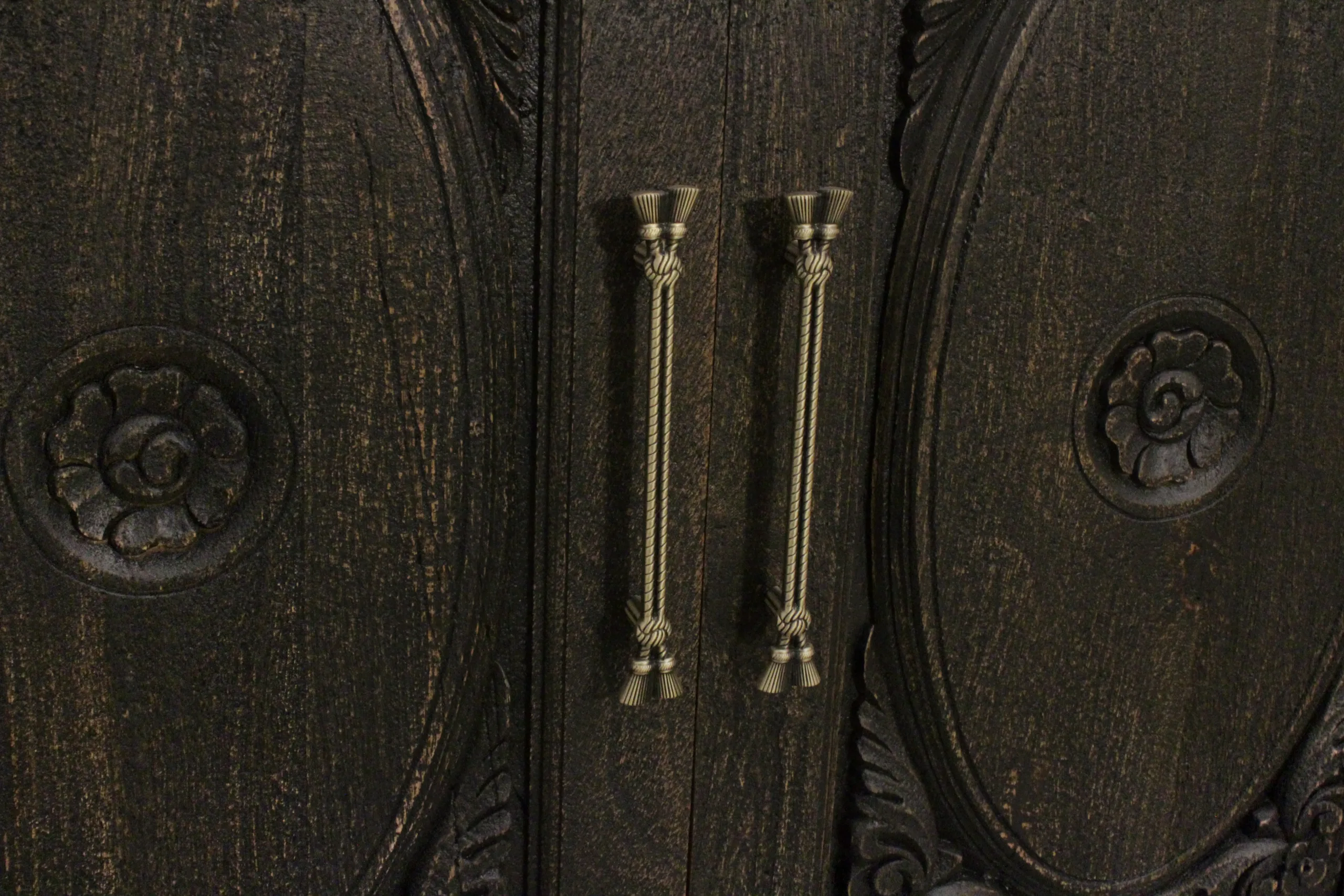 Adana 4-Door Sideboard - Antique Black - Image 10